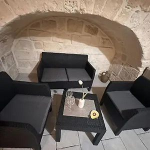 Casa vacanze Futura Centro Storico 5 Minuti Da Bari, Modugno