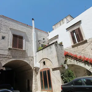 Palazzo Scaraggi Il Solito Posto Bed & Breakfast